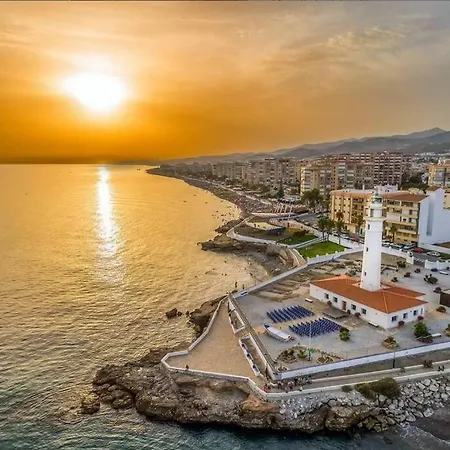 Beachfront Madrid 709 아파트