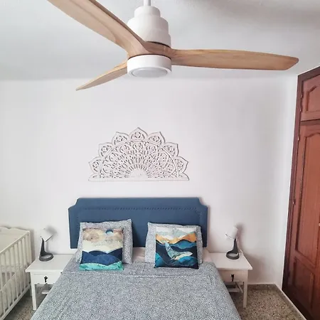 Beachfront Madrid 709 Apartment *