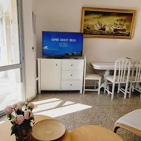 Apartment Beachfront Madrid 709