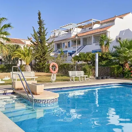 Beachfront Madrid 709 アパート *